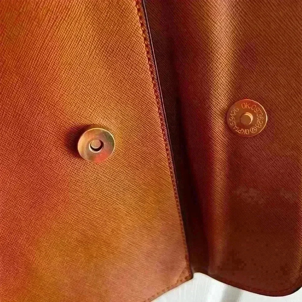 Elim & Paul slim envelope wristlet clutch Saffiano leather NEW - Picture 3 of 6